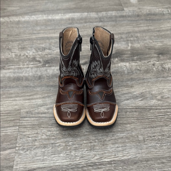 CARRETA BOOTS Other - Brown Leather cowboy boots with a side zipper